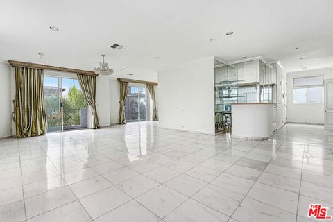 Photo of 1132 S SHENANDOAH Street #PH, Los Angeles, CA 90035 (MLS # 26634651)