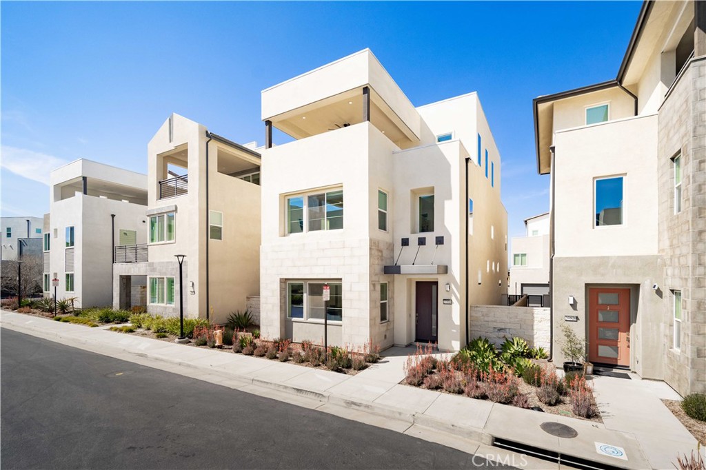 27516 Golden Currant Place