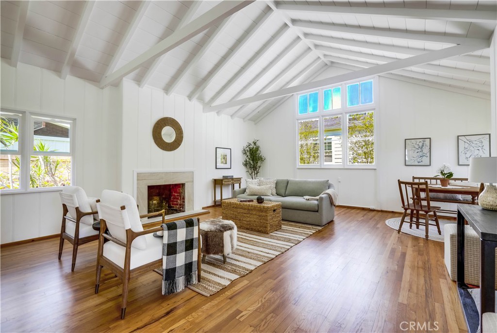 464 Agate Street A/B