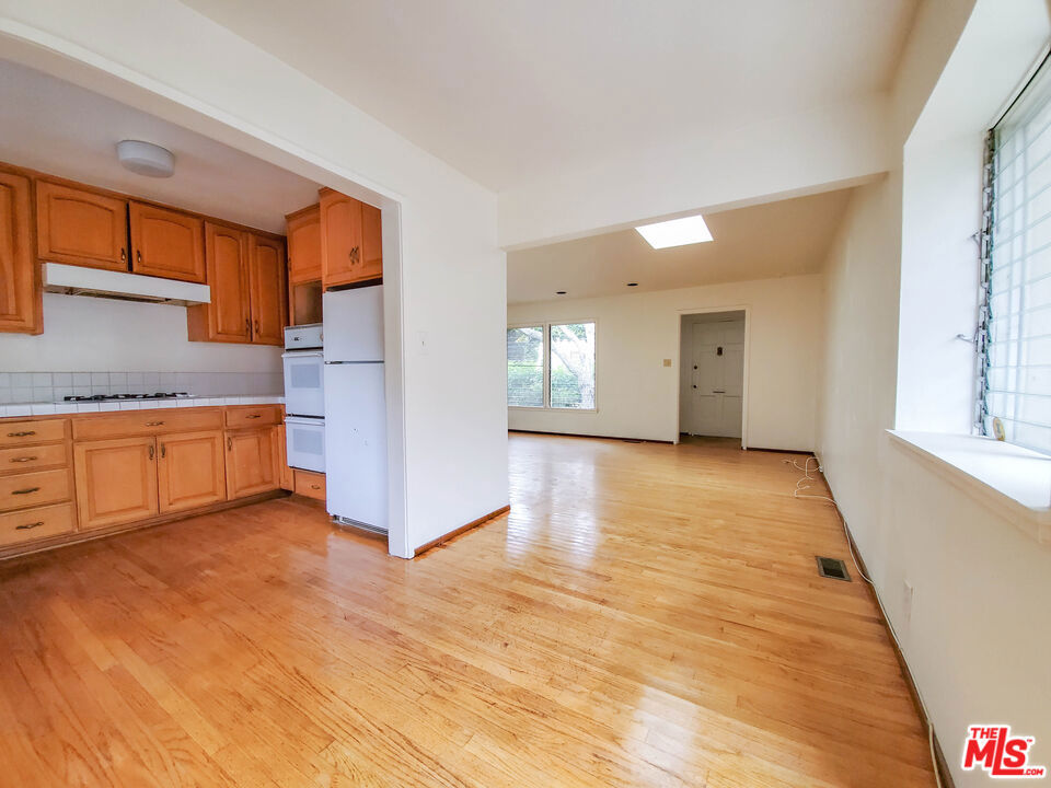 3538 Greenfield Avenue