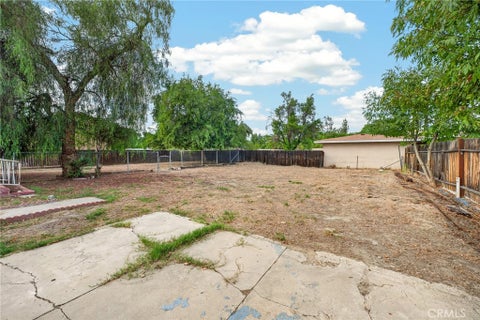 Tiny photo for 2050 E Oakland Avenue, Hemet, CA 92544 (MLS # IG26219880)