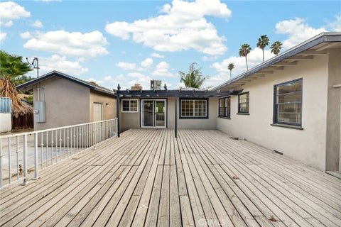 Tiny photo for 2050 E Oakland Avenue, Hemet, CA 92544 (MLS # IG26219880)