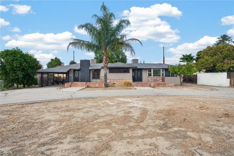 Tiny photo for 2050 E Oakland Avenue, Hemet, CA 92544 (MLS # IG26219880)