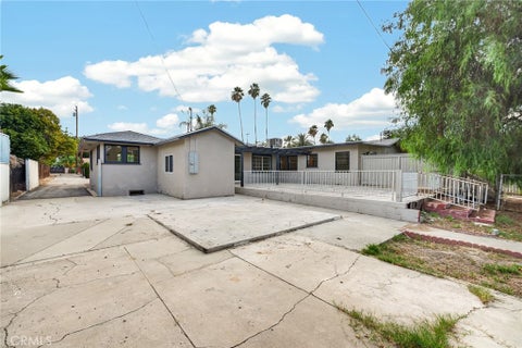 Tiny photo for 2050 E Oakland Avenue, Hemet, CA 92544 (MLS # IG26219880)