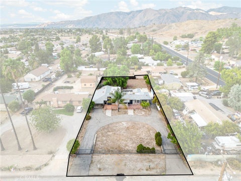 Tiny photo for 2050 E Oakland Avenue, Hemet, CA 92544 (MLS # IG26219880)