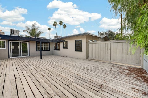 Tiny photo for 2050 E Oakland Avenue, Hemet, CA 92544 (MLS # IG26219880)