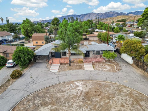 Tiny photo for 2050 E Oakland Avenue, Hemet, CA 92544 (MLS # IG26219880)