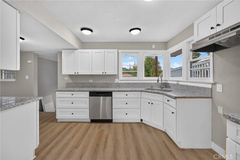 Tiny photo for 2050 E Oakland Avenue, Hemet, CA 92544 (MLS # IG26219880)