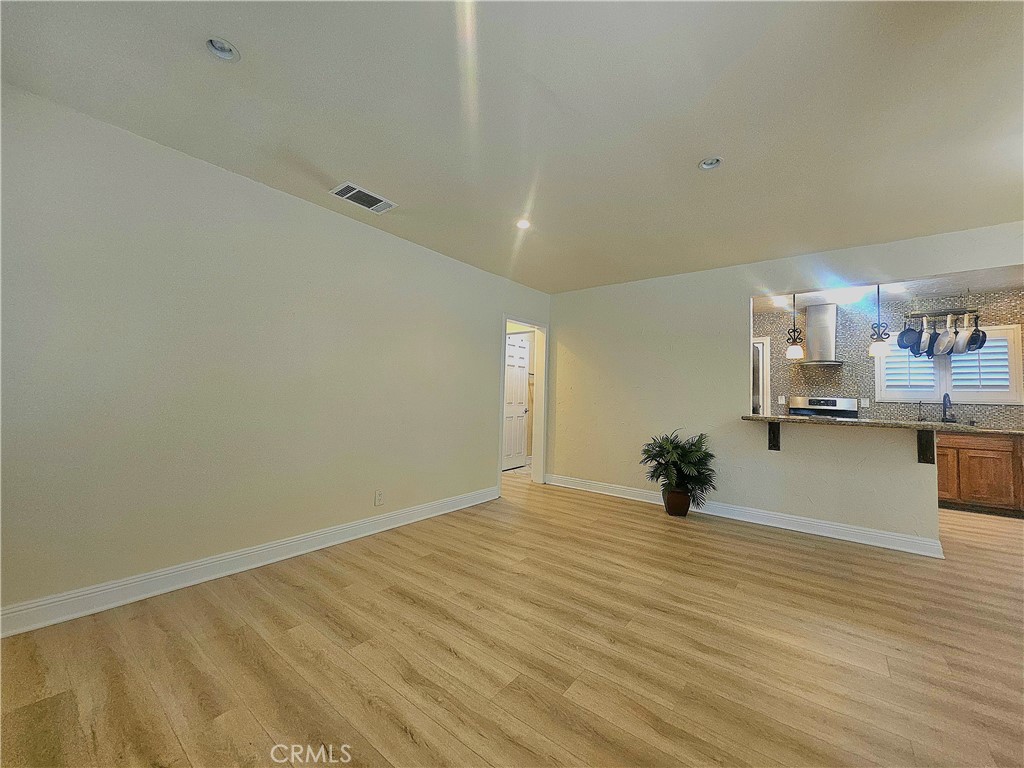 2330 Saint Joseph