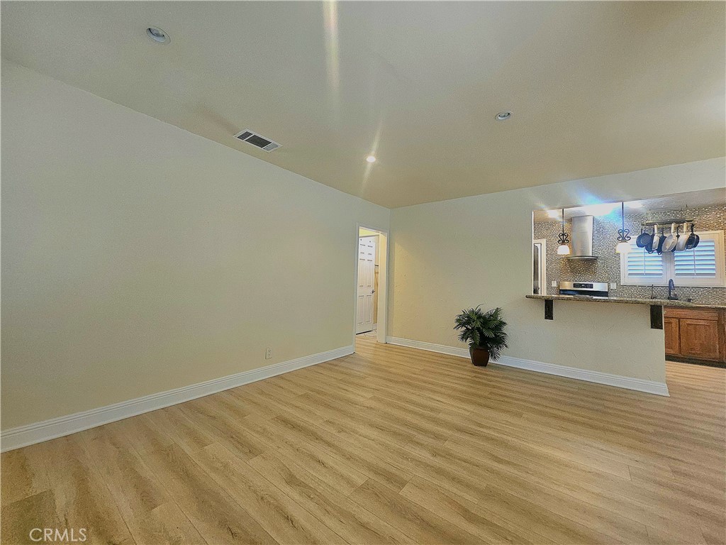 2330 Saint Joseph