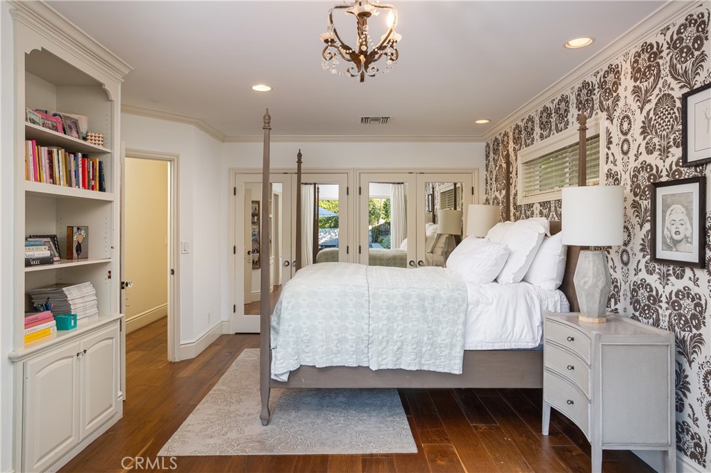 Newport Heights (NEWH) - Residential