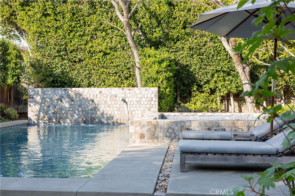 Newport Heights (NEWH) - Residential