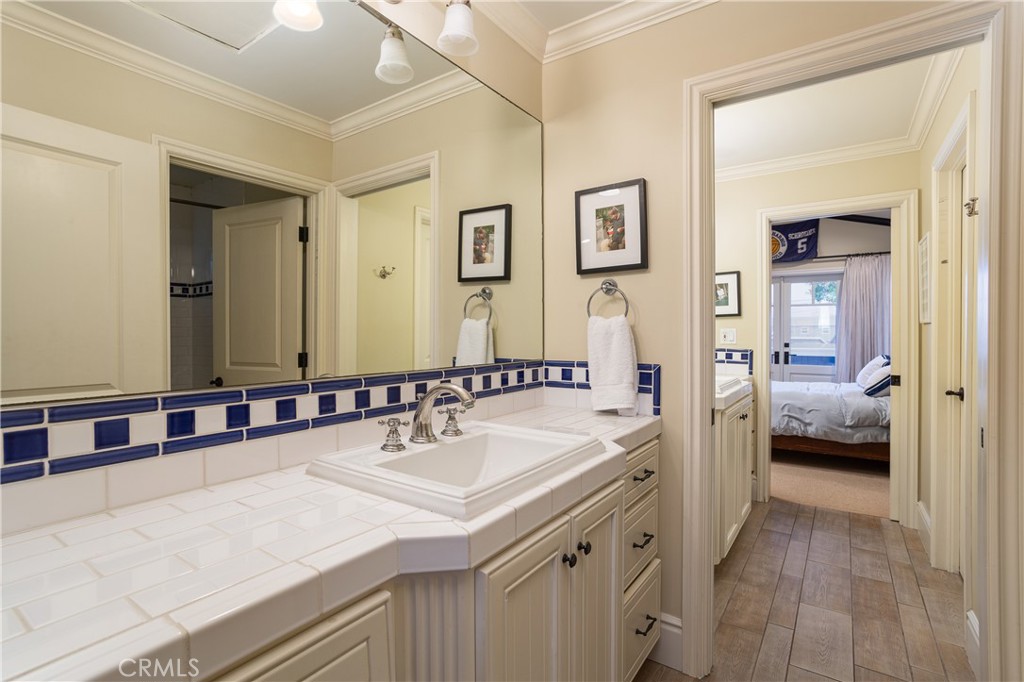 Newport Heights (NEWH) - Residential