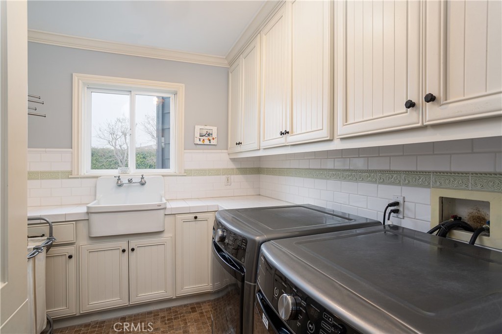 Newport Heights (NEWH) - Residential