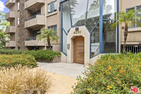 Photo of 4230 Stansbury Avenue #105, Sherman Oaks, CA 91423 (MLS # 25579965)