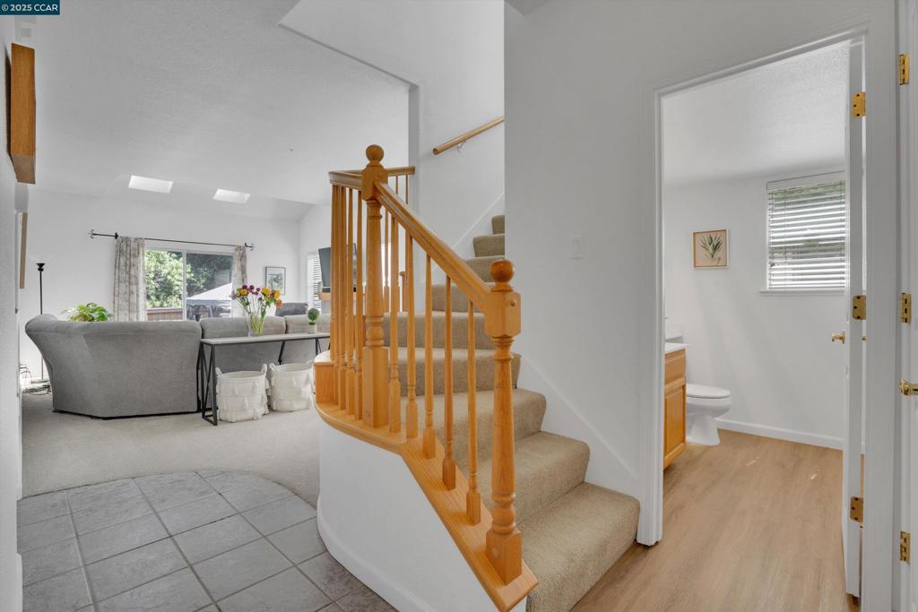 Properties 2 123 Williamson Ct