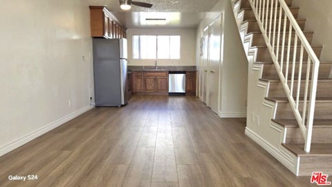 Photo of 140 N Berendo Street #2, Los Angeles, CA 90004 (MLS # 25627451)