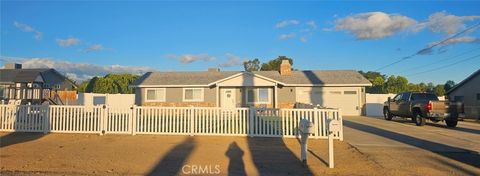 Photo of 10292 Kern Ave, Hesperia, CA 92345 (MLS # IV26077979)