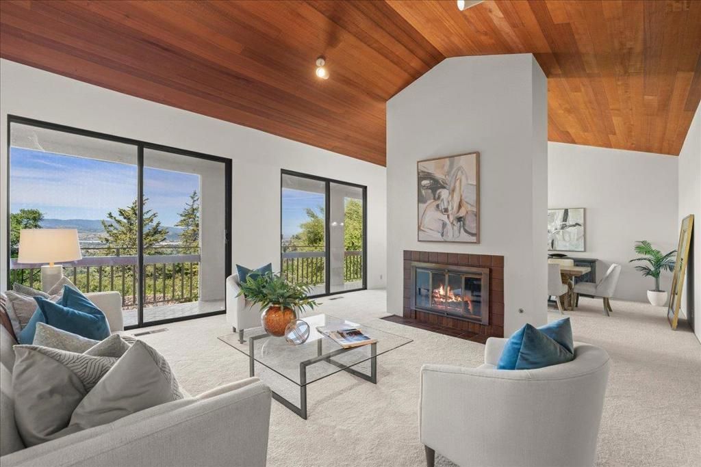 Photo of 16655 Oak View Circle, Morgan Hill, CA 95037 (MLS # ML82040294)