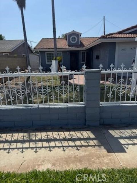 Photo of 12123 Laurel AVE, Whittier, CA 90605 (MLS # SW26110318)