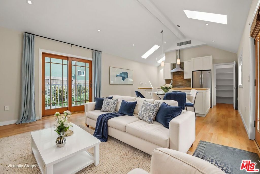 Photo of 652 Kensington Road Rd #B, Santa Monica, CA 90405 (MLS # 26711639)
