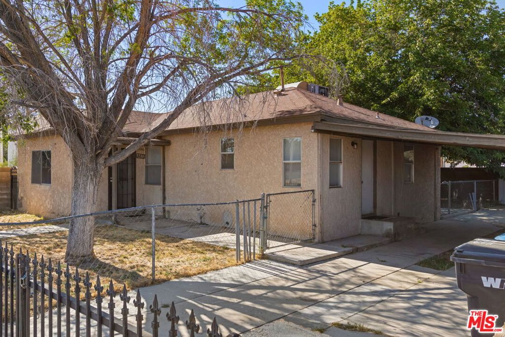 947 W Oldfield Street