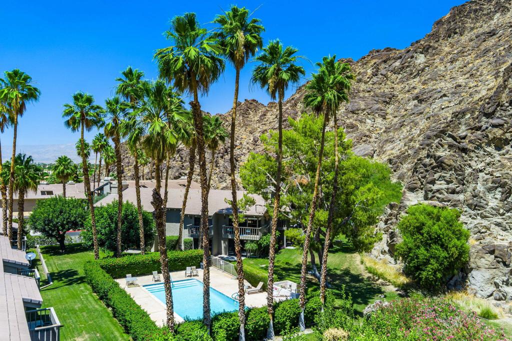 Mountain Cove - Residential