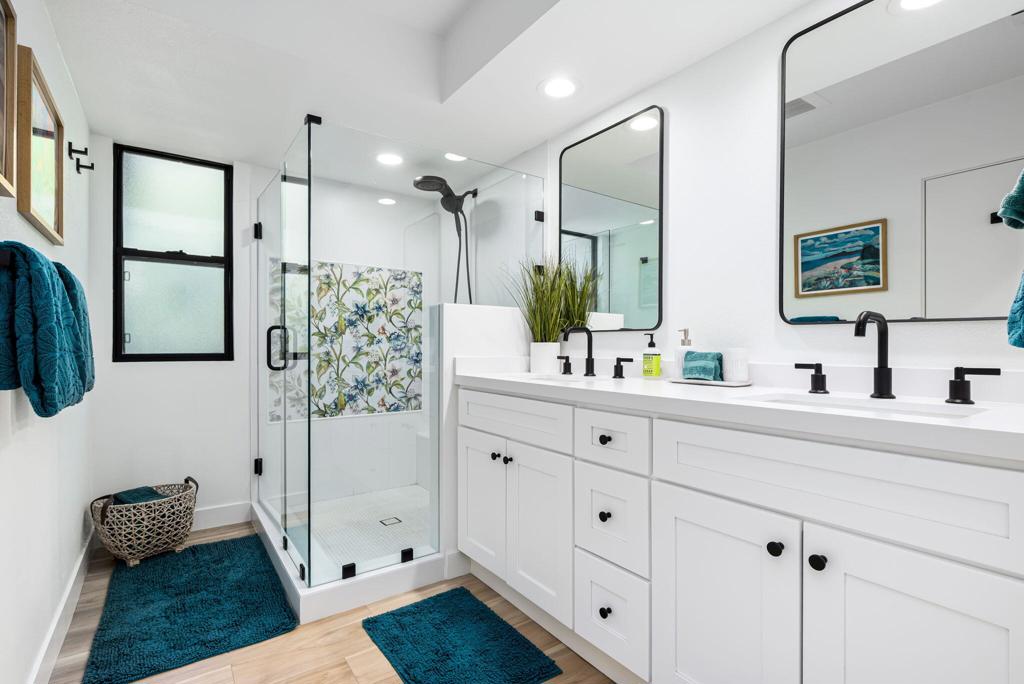 Mountain Cove - Residential