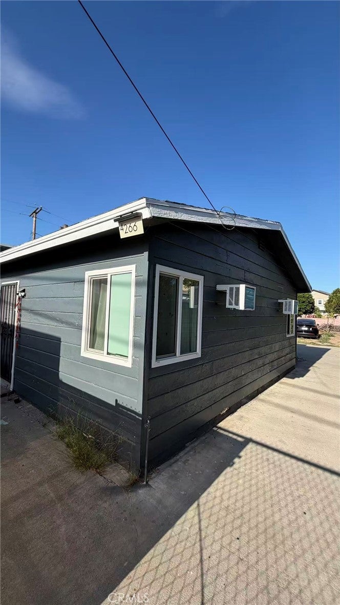 4266 Arden DR.
