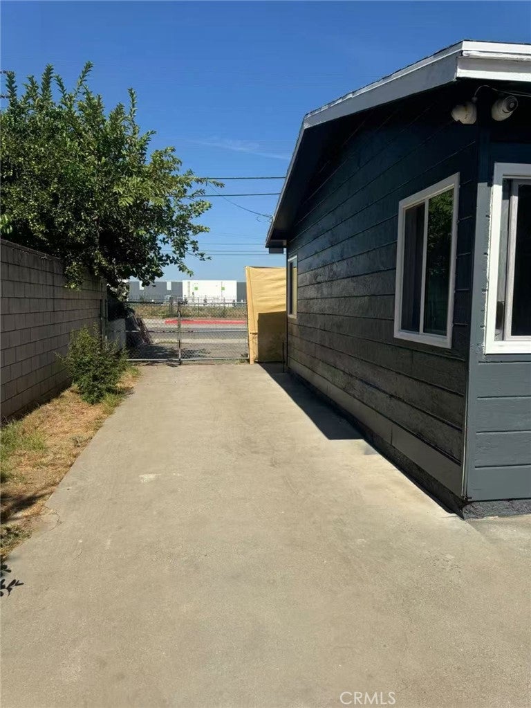 4266 Arden DR.
