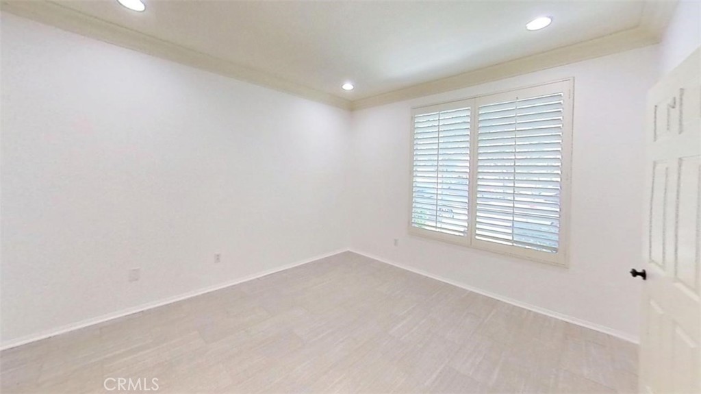 Lombard Court (WDLC) - Residential Lease