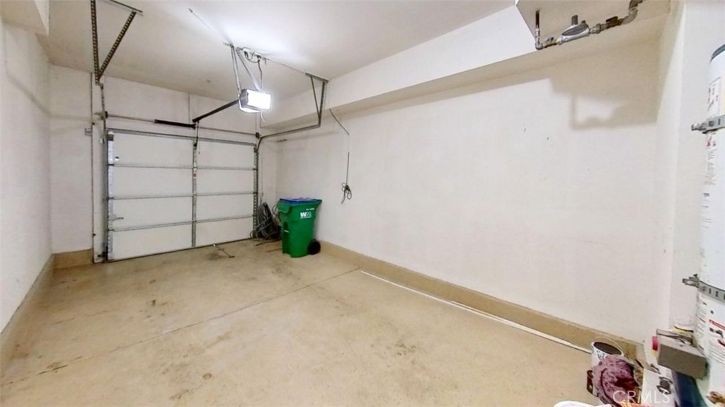 Lombard Court (WDLC) - Residential Lease
