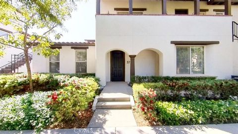 Photo of 37 Spanish Lace, Irvine, CA 92620 (MLS # OC25239972) Photo of 37 Spanish Lace, Irvine, CA 92620 (MLS # OC25239972)