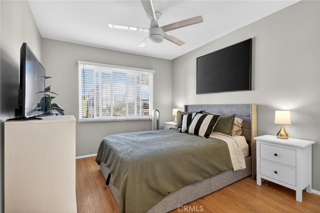 1057 E Appleton 10