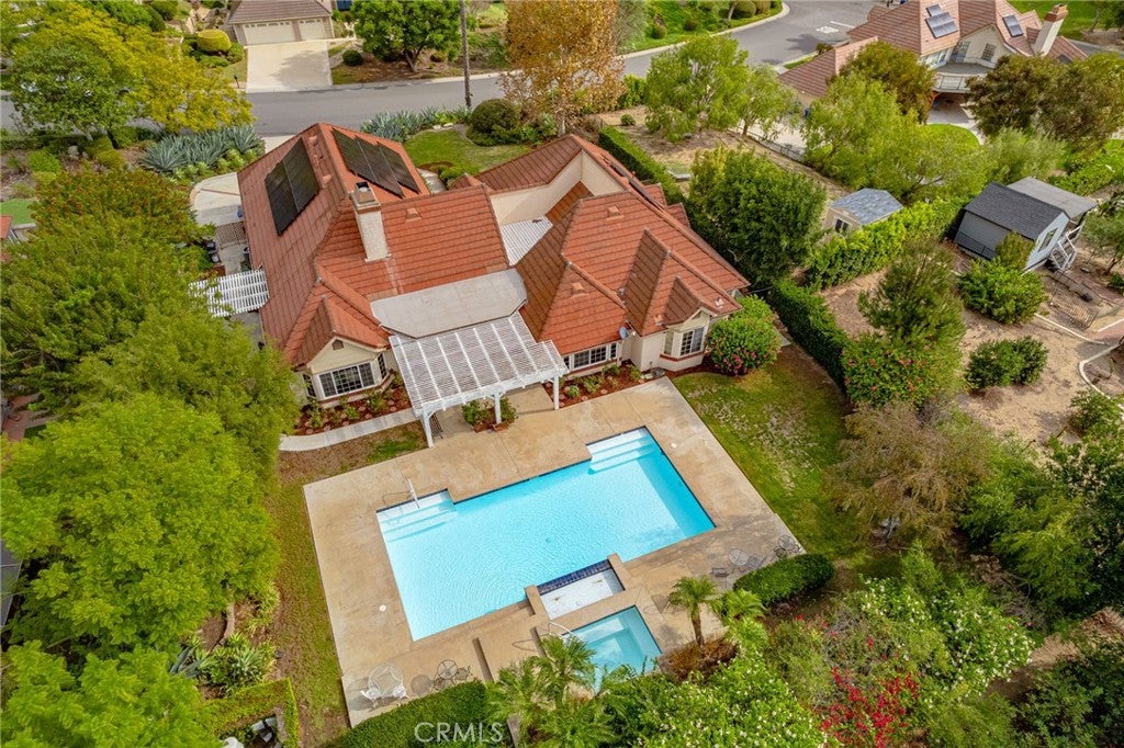 6697 Armitos Drive