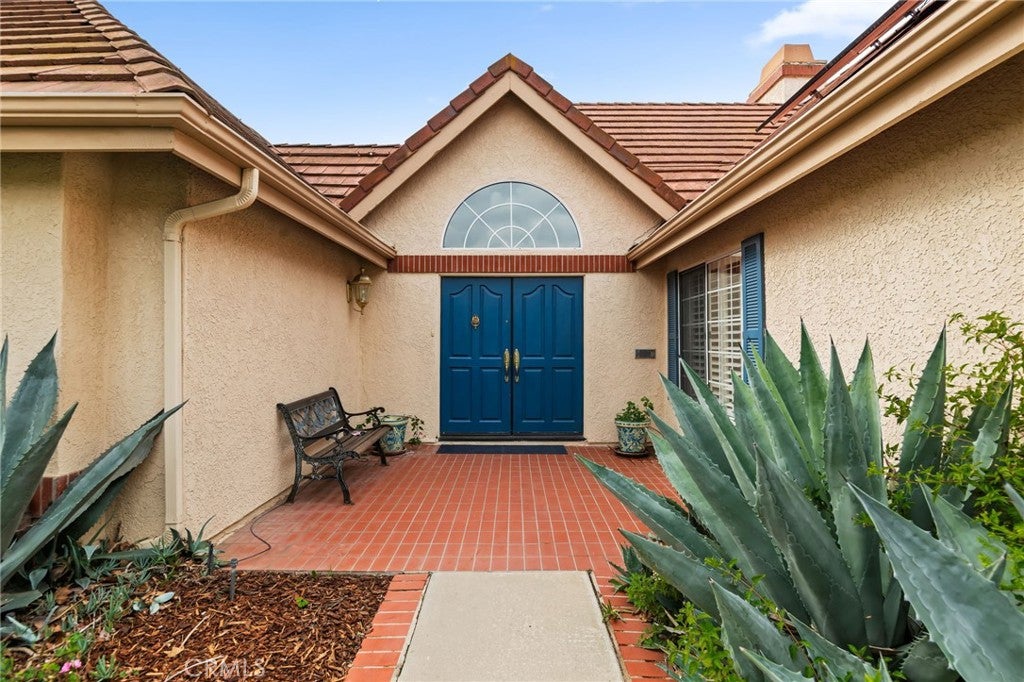 6697 Armitos Drive