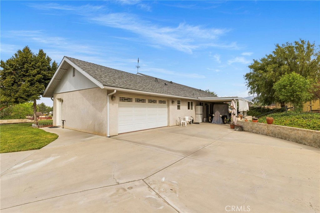 Yucaipa, California, 92399, United States, 3 Bedrooms Bedrooms, ,3 BathroomsBathrooms,Residential,Active,2045768