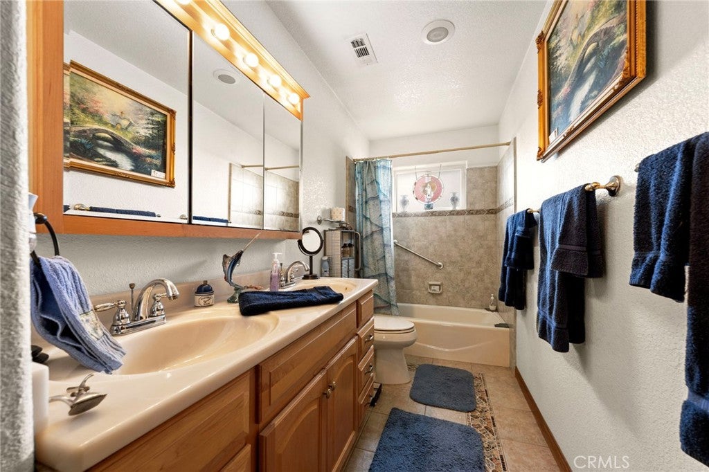 Yucaipa, California, 92399, United States, 3 Bedrooms Bedrooms, ,3 BathroomsBathrooms,Residential,Active,2045768