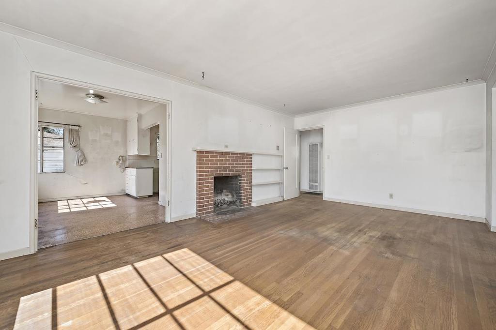 121 Santa Rita Avenue