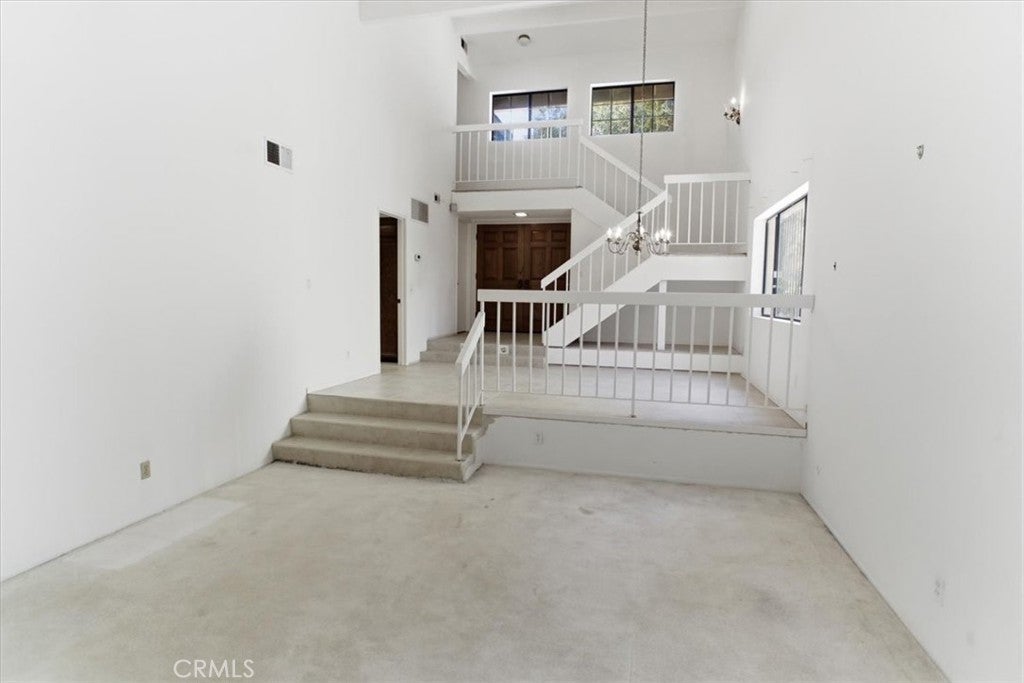 3810 Honolulu Avenue
