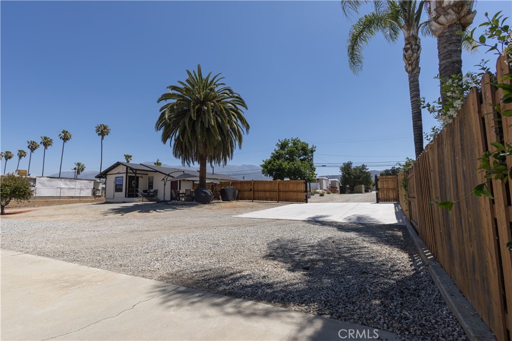1002 California
