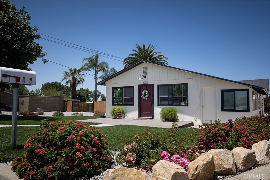 1002 California