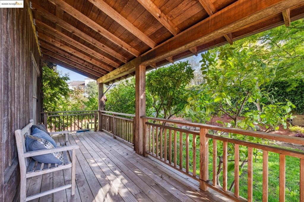 Photo of 541 Vistamont Ave Ave, Berkeley, CA 94708 (MLS # 41114606)
