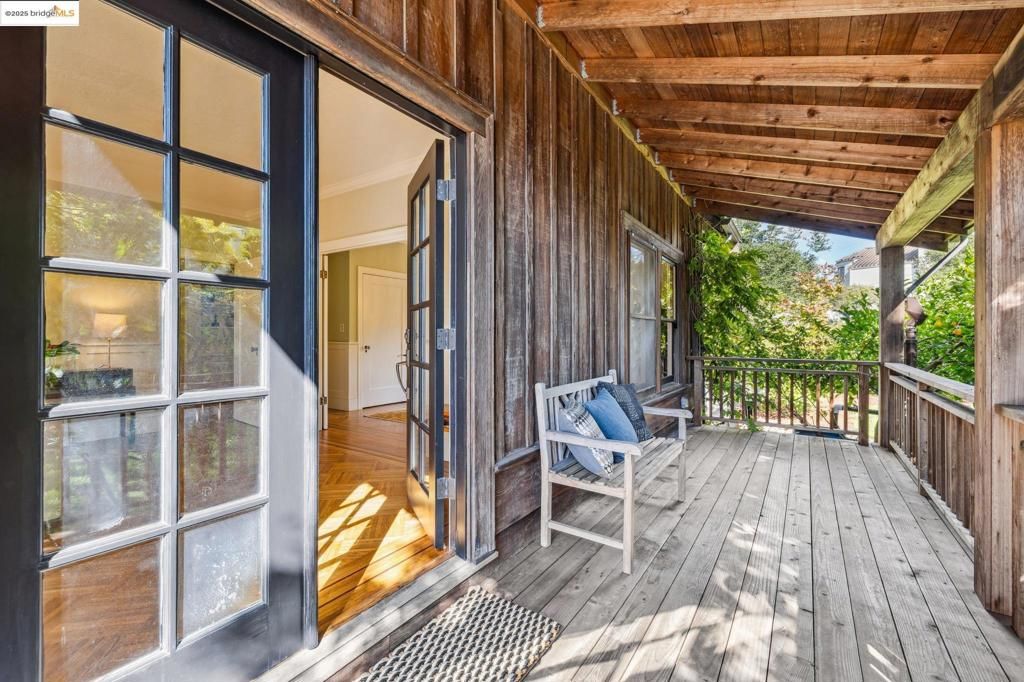 Photo of 541 Vistamont Ave Ave, Berkeley, CA 94708 (MLS # 41114606)