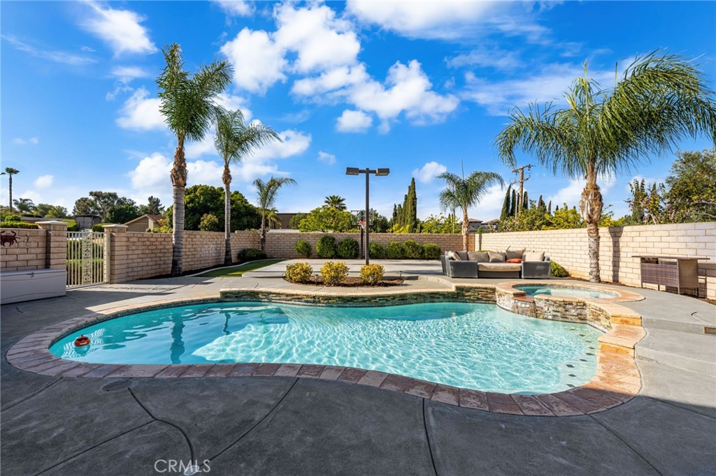 947 Martina Circle