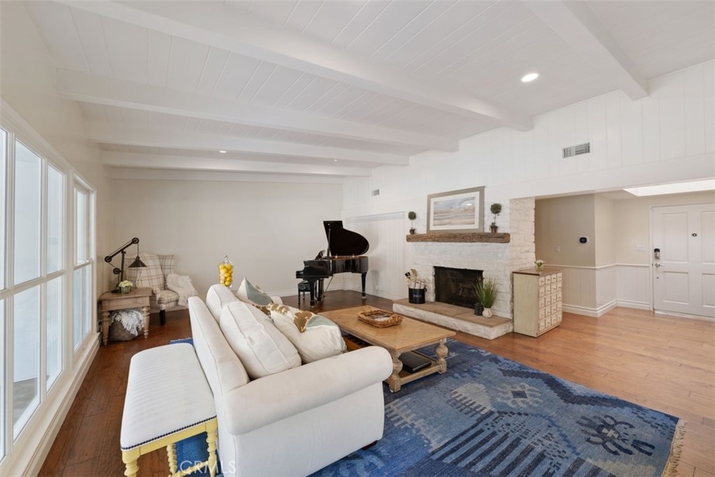5248 Beckford Avenue