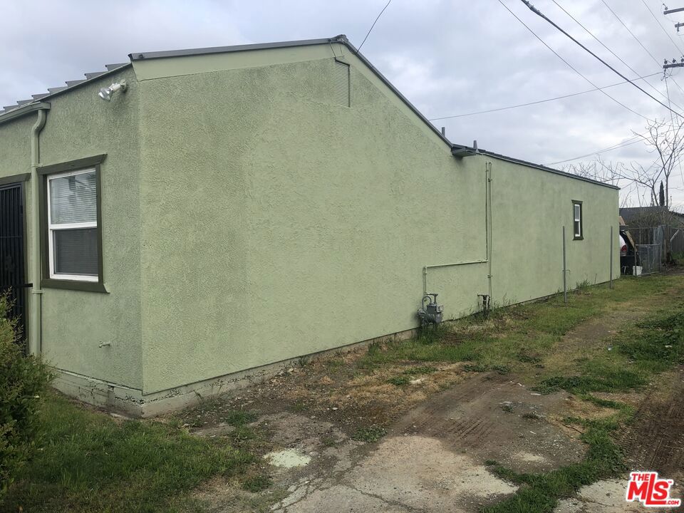 1228 Grand Avenue
