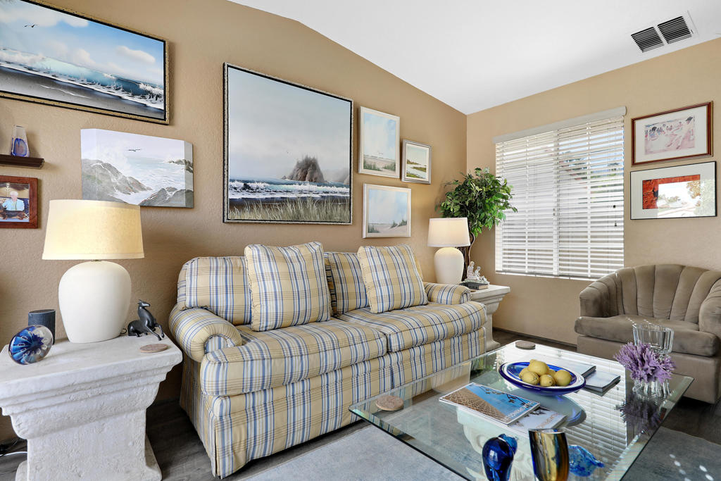 Mesquite Country Clu - Residential