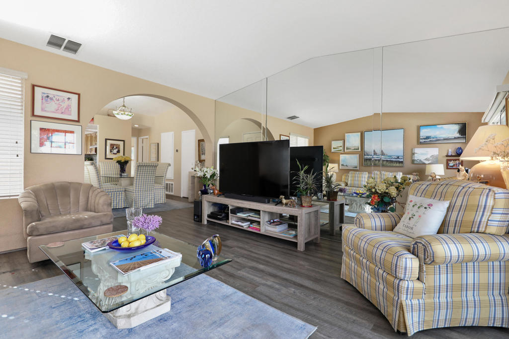 Mesquite Country Clu - Residential