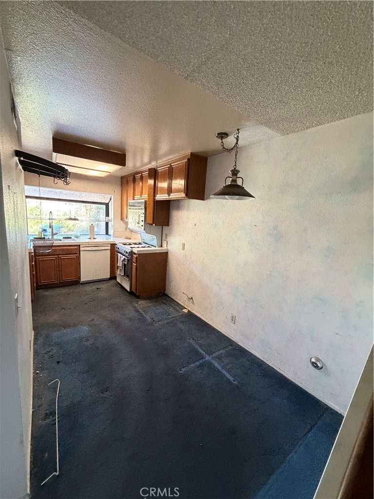 18 Clover Hill Lane 115